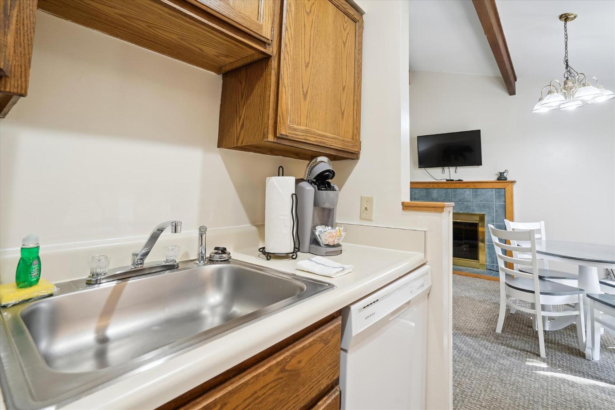 Cedarbrook Deluxe Two Bedroom Suite With Outdoor Heated Pool 10304 Killington Exterior photo